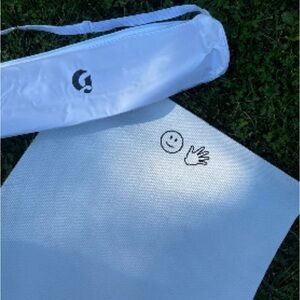 Glossier Limited Edition NYC YOGA MAT
